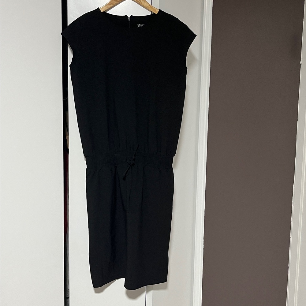 Albion Classic Black Top